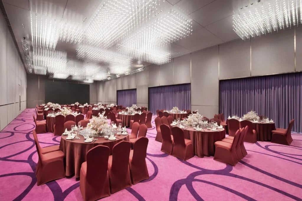 Crowne Plaza — 5