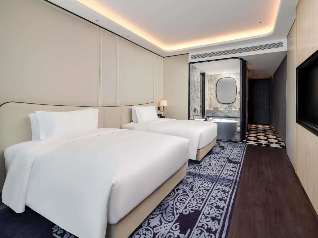 Sofitel — 4