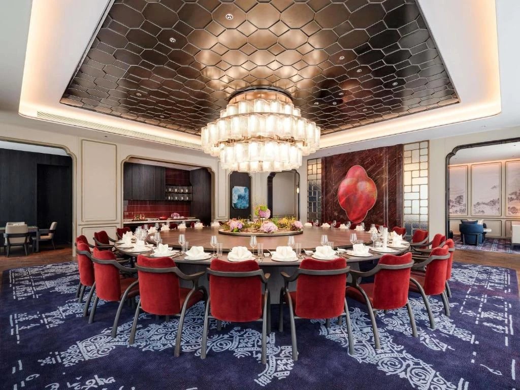 Sofitel — 13