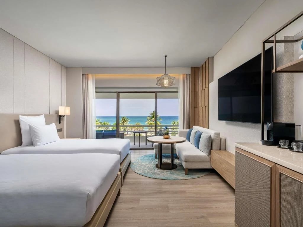 Pullman Phuket Karon Beach Resort — 2