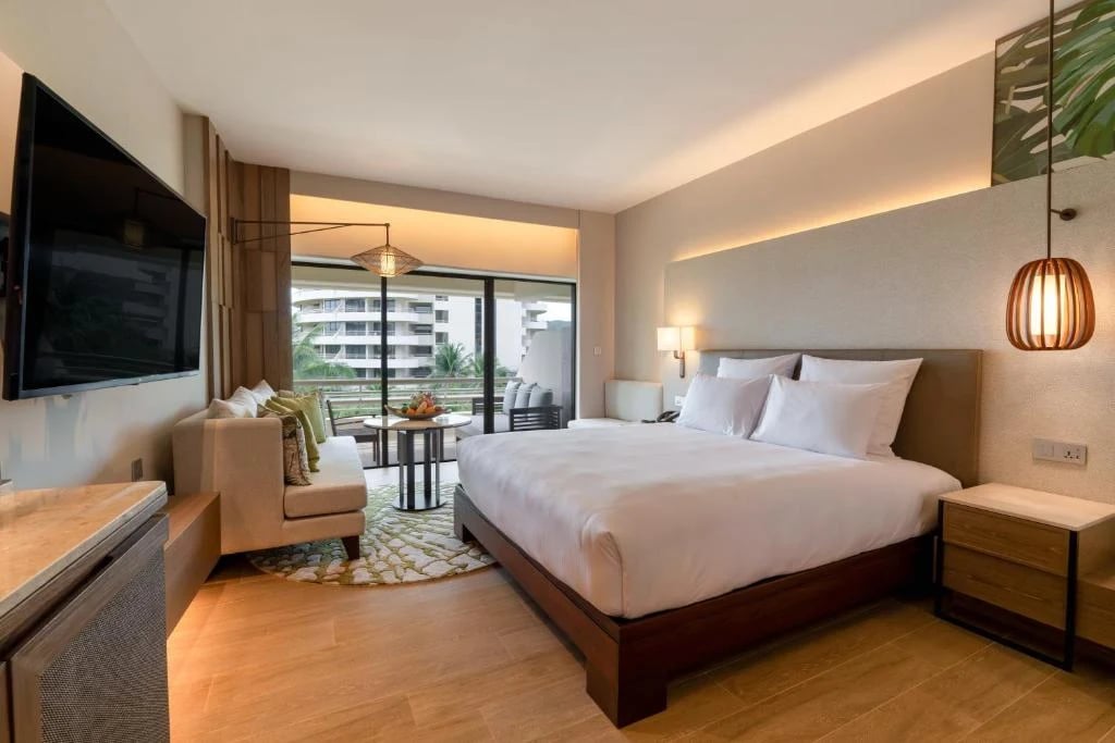Pullman Phuket Karon Beach Resort — 4